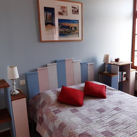 Chambres D'Hotes Sur La Courtine De Coucy מראה חיצוני תמונה