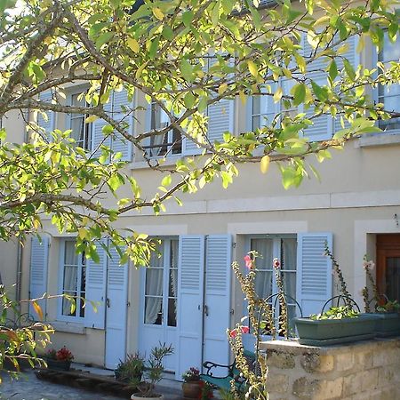 Chambres D'Hotes Sur La Courtine De Coucy מראה חיצוני תמונה