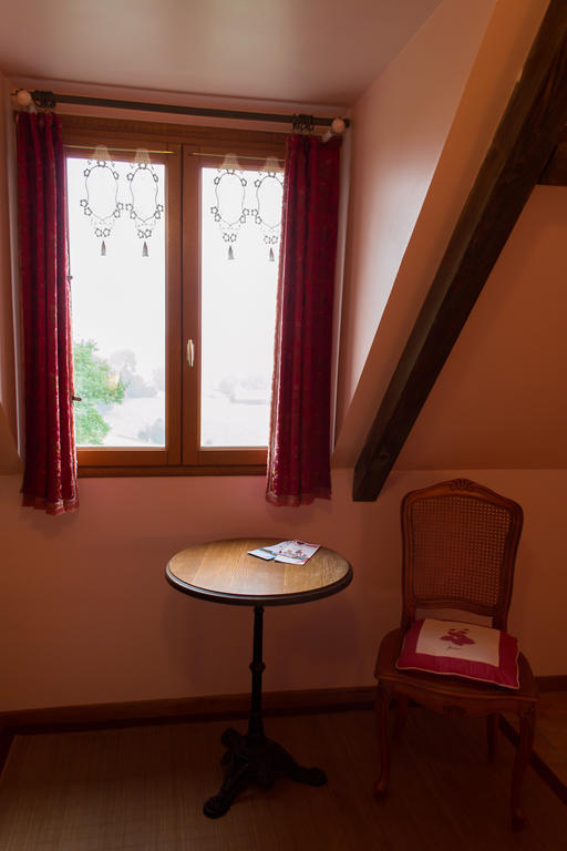 Chambres D'Hotes Sur La Courtine De Coucy מראה חיצוני תמונה